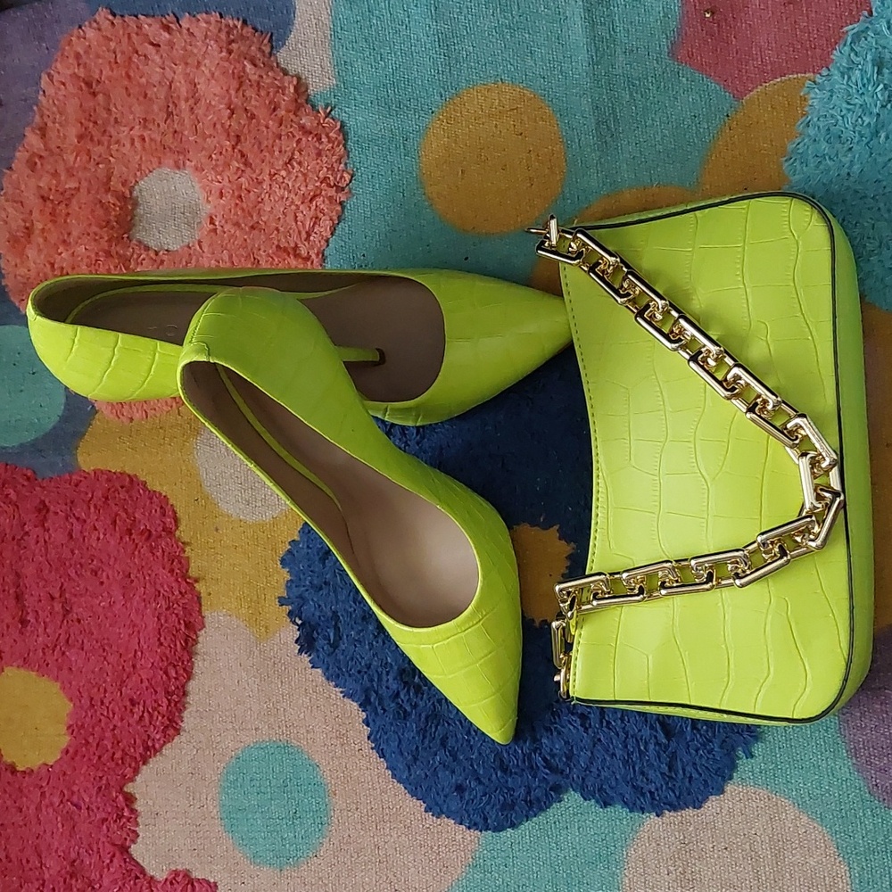 Aldo Neon Yellow/Green Crocodile Heels Sz 10 + Mathching Unbranded Bag